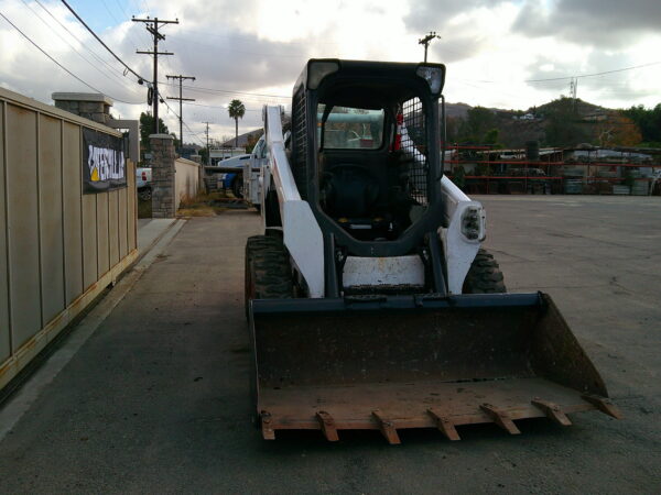 2017 Bobcat S530 Skid Steer - Image 3