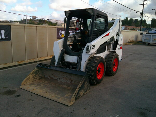 2017 Bobcat S530 Skid Steer - Image 5