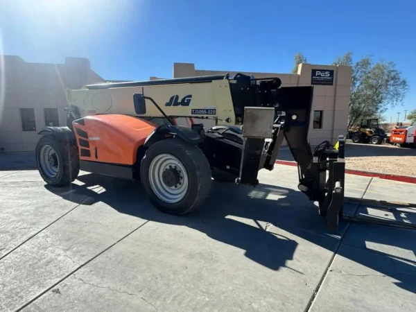 2016 JLG 1055 Telehandler - Image 11