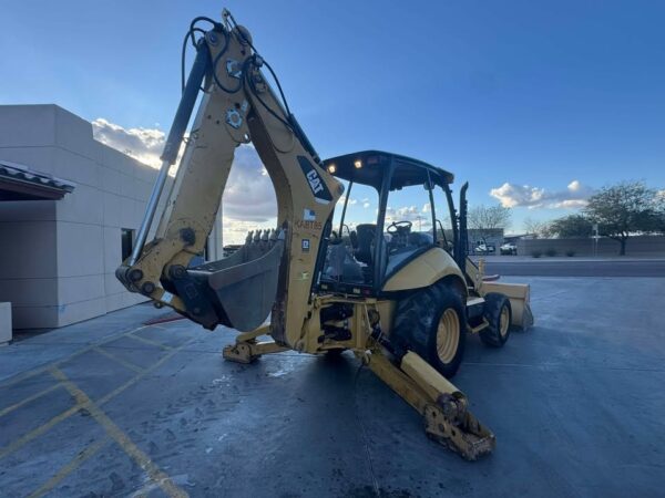 2014 CAT 420F Backhoe - Image 6