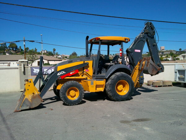 2018 John Deere 410L Backhoe - Image 5