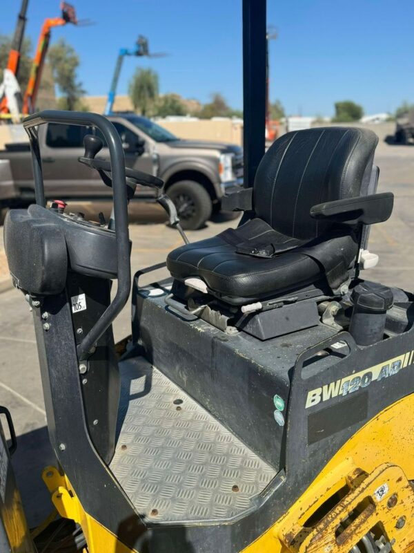 2014 Bomag BW120 Roller - Image 3