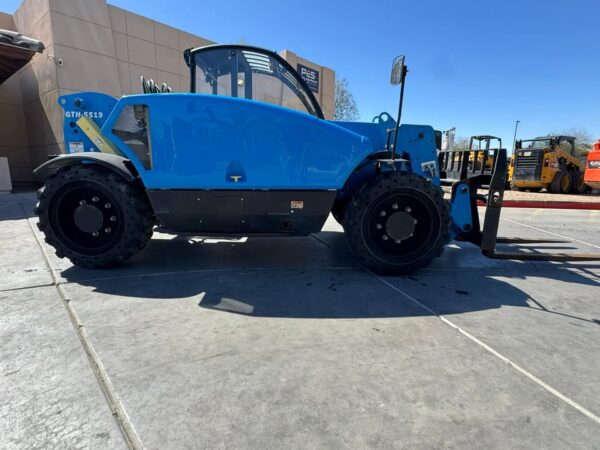 2018 Genie 5519 Telehandler 5K - Image 5