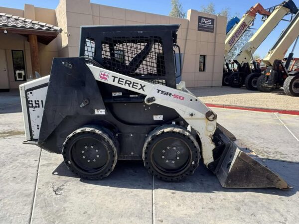 2011 TEREX TSR-50 Skid Steer - Image 6