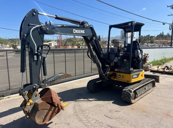 2023 John Deere 35G Mini Ex with extra bucket - Image 6