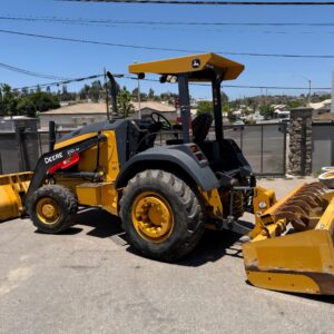 2019 John Deere 210L EP Skip Loader