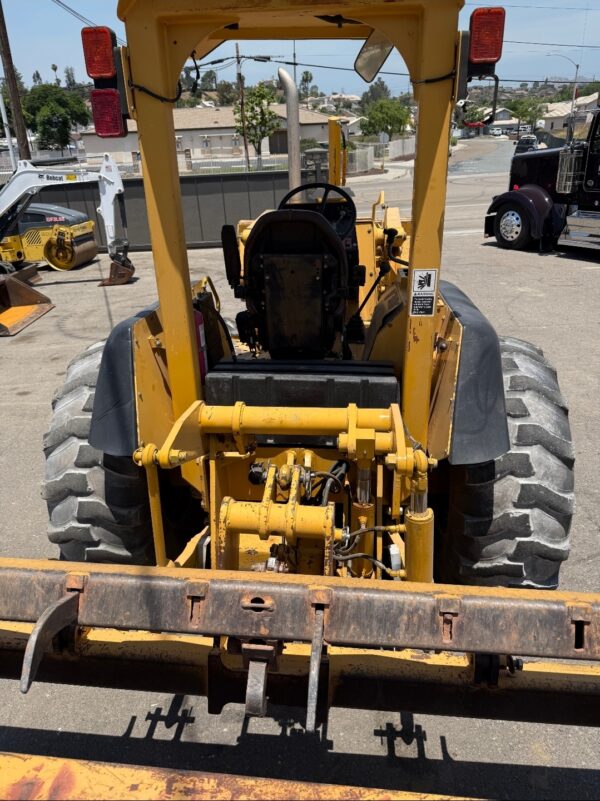 2005 John Deere 210 Skip Loader - Image 6